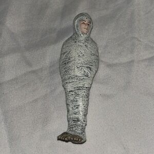 Lord of‎ the Rings FRODO Shelob Prey 2004 toybiz movie webbed hobbit